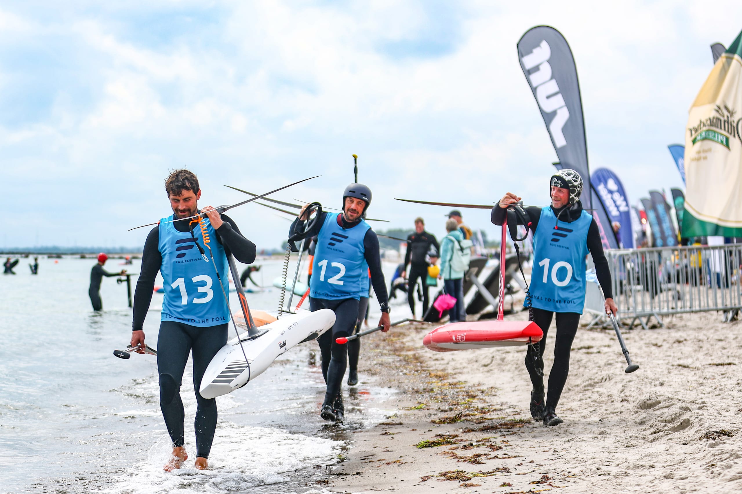 Last Man Standing — Contest, Performance. Here it's all about who pumps the longest.