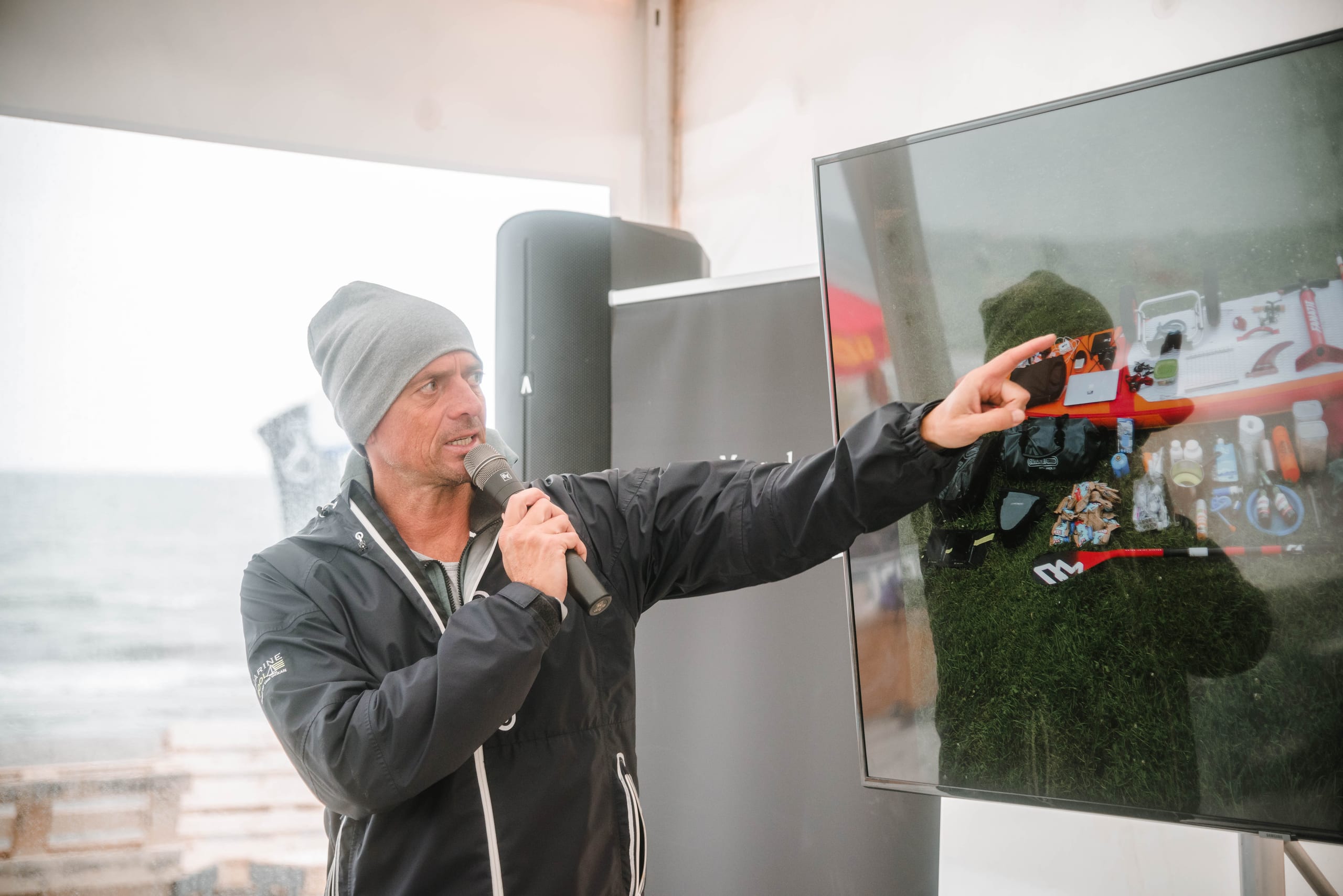 Workshop Seminar Fitness Tent — Body & Mind, Finne, Foil. The Body & Mind Workshop Tent is a place where workshops are held in small groups of up to 25 people.